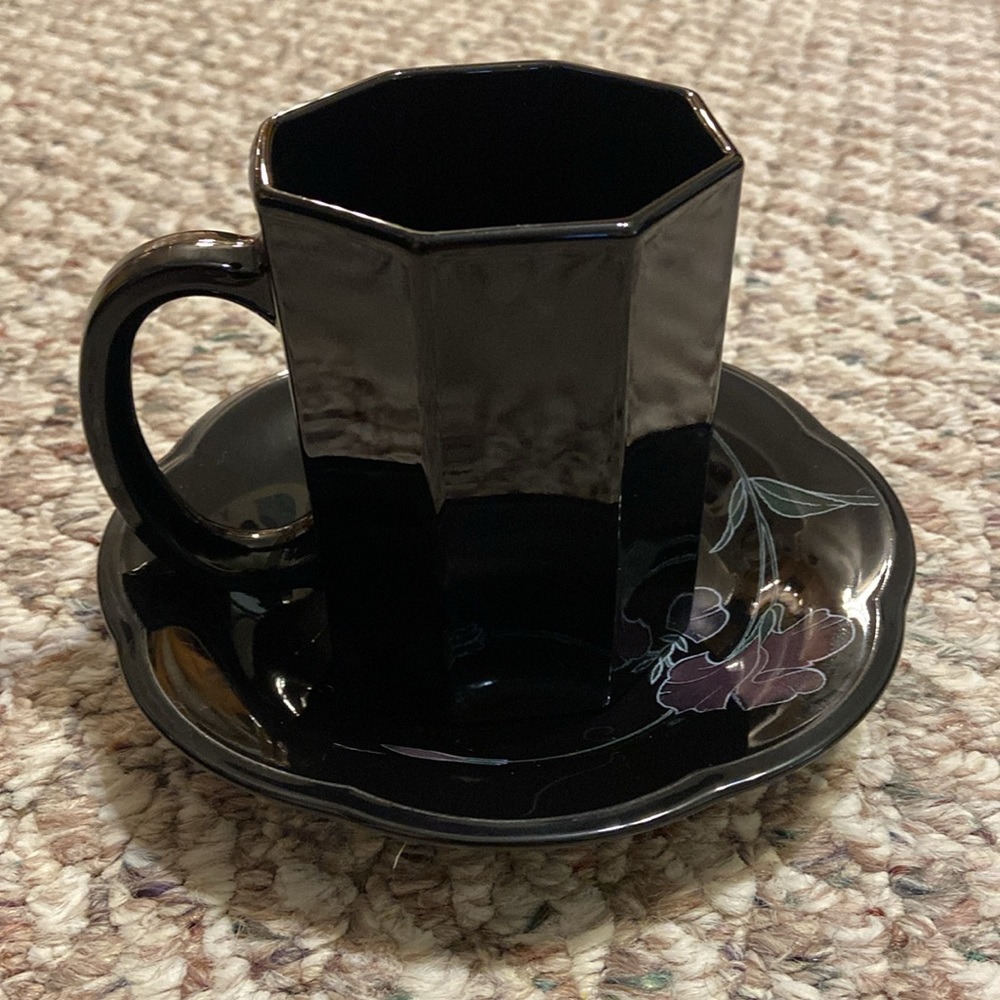 BLACK GLASS COFFEE CUP VINTAGE ARCOROC OCTIME MCM MADE IN FRANCE OCTAGON W/PLATE - Picture 2 of 10